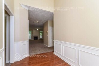 632 Ives Way NW in Lilburn, GA - Foto de edificio - Building Photo
