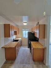 591 South St, Unit 12 in Glendale, CA - Building Photo - Building Photo