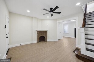 4626 Van Kirk St in Philadelphia, PA - Building Photo