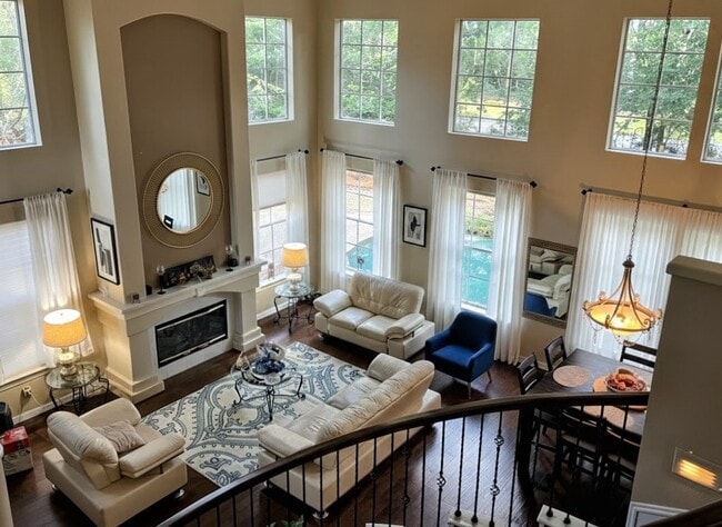 property at 3 Candle Pine Pl