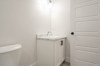 100 Rochefort Rue in Dieppe, NB - Building Photo - Building Photo