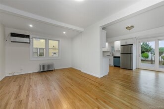 2984 Dorlon Pl in Baldwin, NY - Building Photo - Building Photo