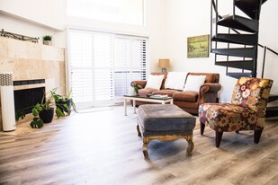 7950 E Starlight Way in Scottsdale, AZ - Building Photo