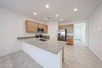 8730 W Pasadena Ave in Glendale, AZ - Building Photo - Building Photo