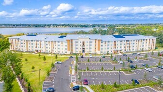 Lake Saunders Reserve in Mount Dora, FL - Building Photo