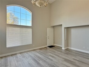 8717 Harvest Valley Ave in Las Vegas, NV - Building Photo - Building Photo