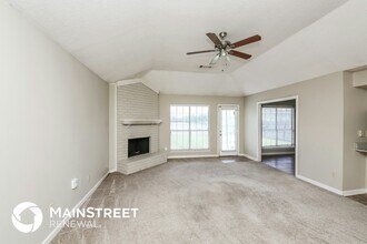 2432 Country Trail Dr in Memphis, TN - Foto de edificio - Building Photo