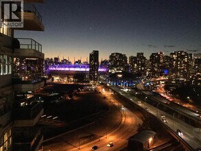 125 Milross Ave in Vancouver, BC - Building Photo - Building Photo