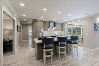 3720 Parkview Way in Naples, FL - Building Photo - Building Photo