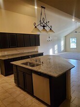 9602 Paloma Creek Dr in Tomball, TX - Building Photo - Building Photo