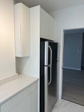 1010 View St in Victoria, BC - Building Photo - Building Photo