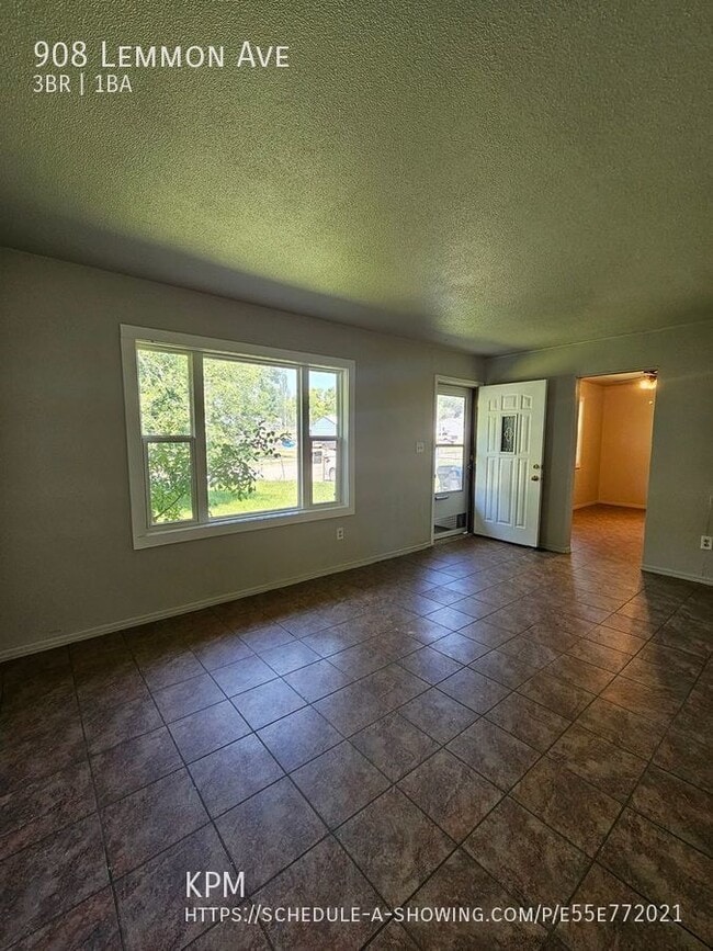 908 Lemmon Ave in Rapid City, SD - Building Photo - Building Photo