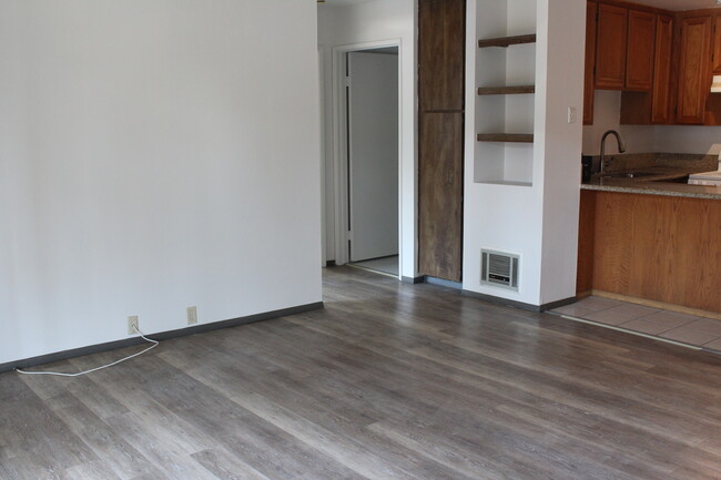 6358 Rancho Mission Rd, Unit 601 in San Diego, CA - Building Photo - Building Photo
