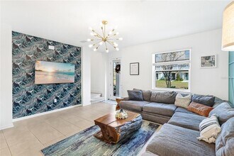 1808 Fender Ln in Sarasota, FL - Building Photo - Building Photo