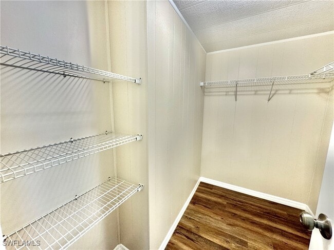 property at 1252 Henderson Creek Dr