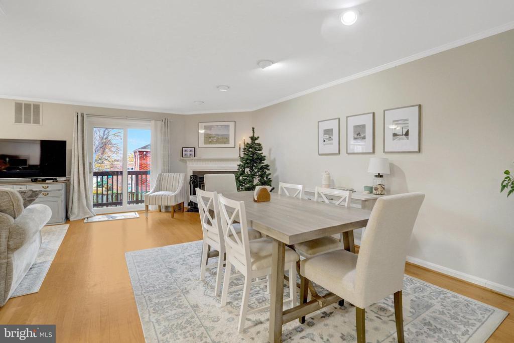 2101 N Rolfe St in Arlington, VA - Building Photo