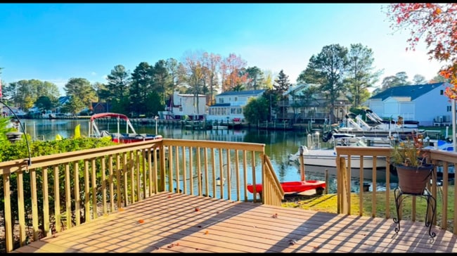 property at 241 Teal Cir