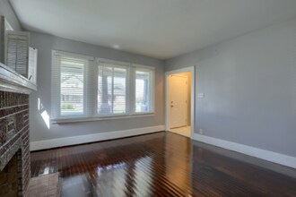 7600 Doyle St in Detroit, MI - Foto de edificio - Building Photo