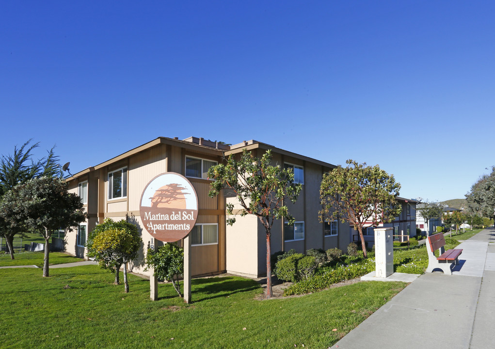 Marina Del Sol Apartments in Marina, CA - Foto de edificio