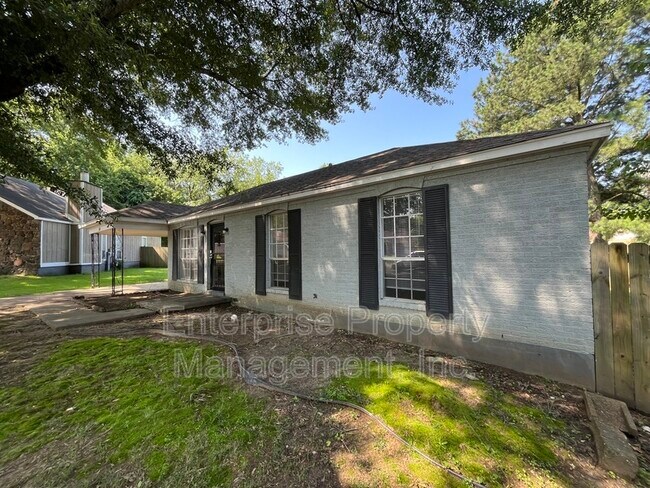 4309 Startouch Cove in Memphis, TN - Building Photo - Building Photo