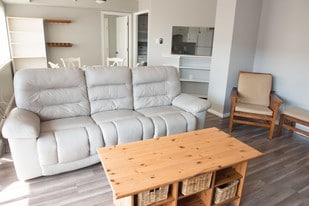 1301 N Courthouse Rd, Unit 1507 in Arlington, VA - Building Photo