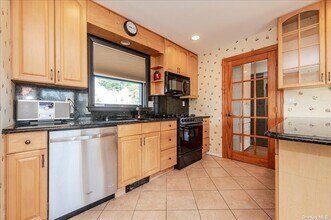2674 Lee Pl in Bellmore, NY - Building Photo - Building Photo