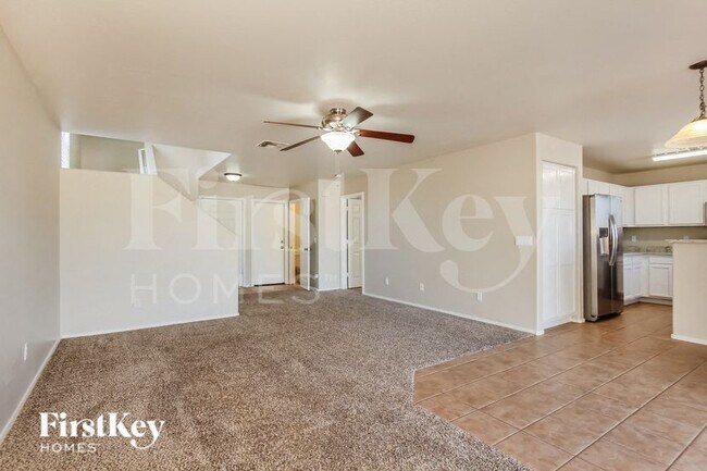 850 S 223rd Ln in Buckeye, AZ - Foto de edificio - Building Photo