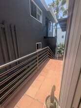 3604 Alma Ave, Unit B in Manhattan Beach, CA - Foto de edificio - Building Photo