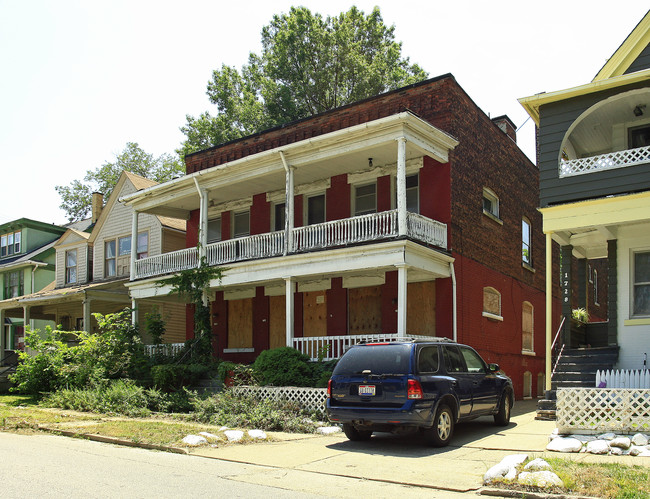 1730-1734 Lakefront Ave in East Cleveland, OH - Building Photo - Building Photo