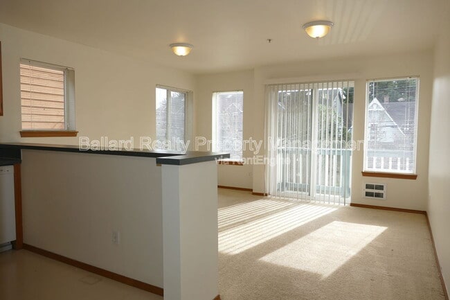 1550 NW 51st St in Seattle, WA - Building Photo - Building Photo