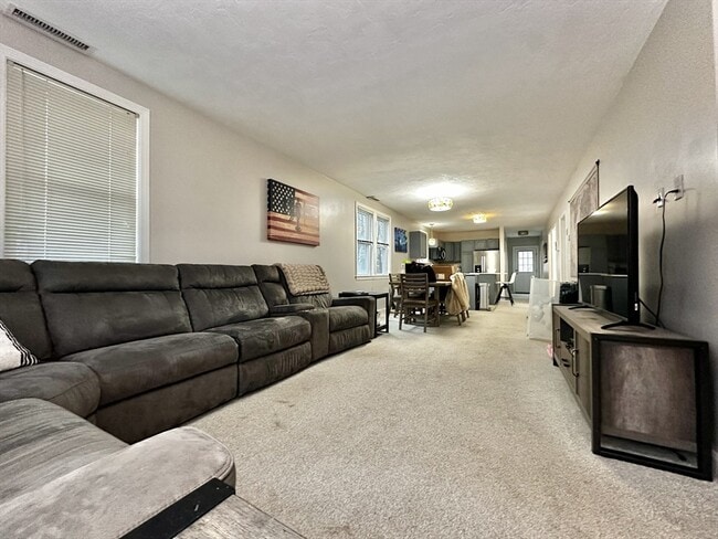 47-49-49 Botolph St in Quincy, MA - Building Photo - Building Photo