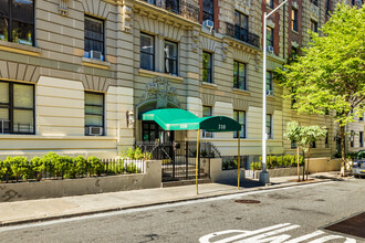 95th Street Apartments in New York, NY - Building Photo - Building Photo