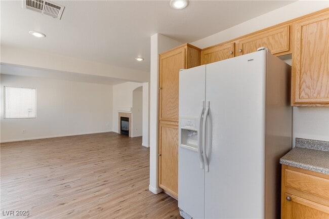 11032 African Sunset St