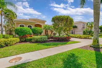 114 Tranquilla Dr in Palm Beach Gardens, FL - Building Photo - Building Photo