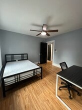 1112 E Colvin St in Syracuse, NY - Building Photo - Building Photo