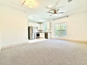 728 Ellwood Ave in Orlando, FL - Building Photo - Building Photo