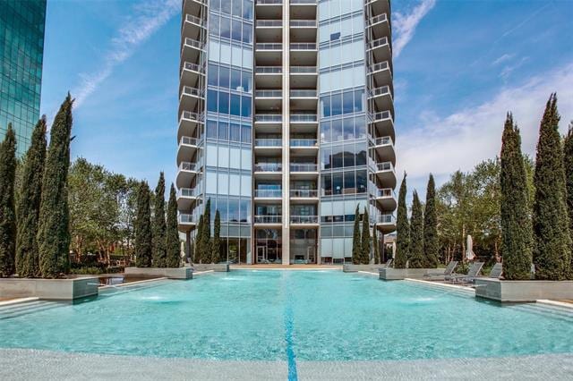 property at 2900 McKinnon St