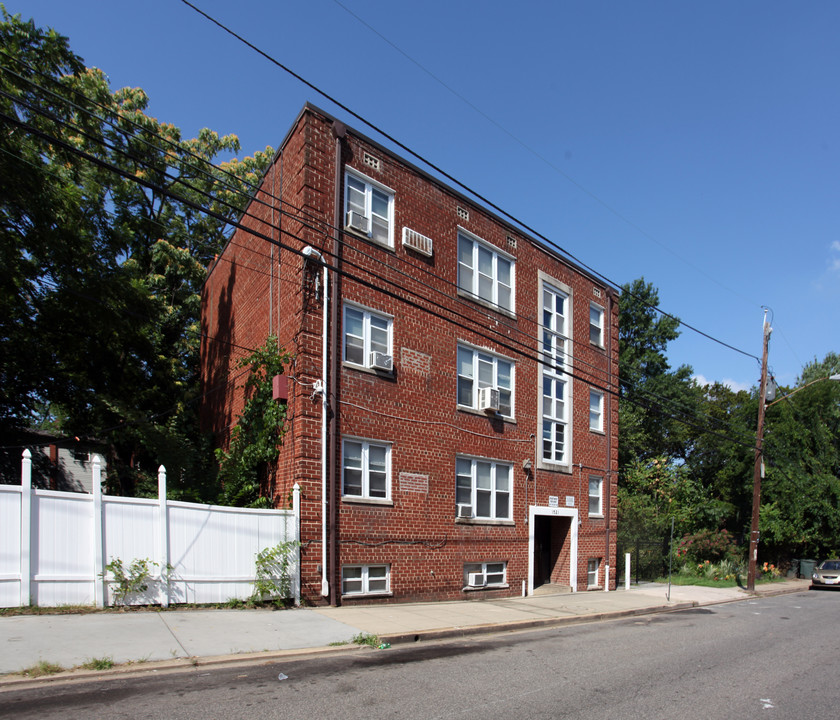 1521 Young St SE in Washington, DC - Building Photo