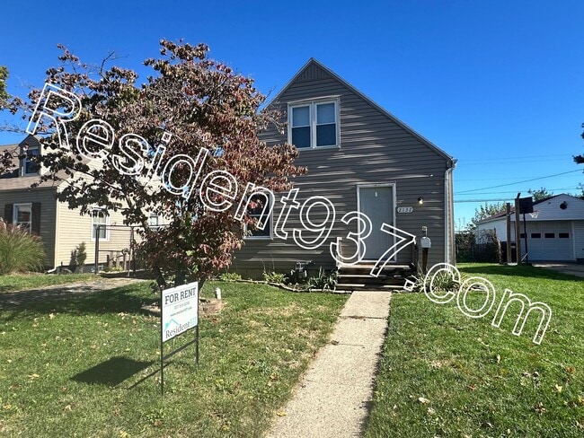 property at 2132 E Bataan Dr