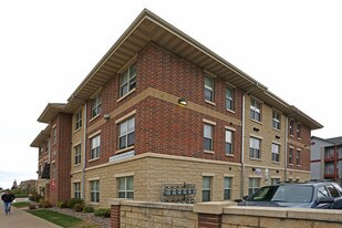 The Ave in La crosse, WI - Building Photo