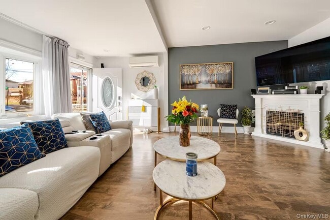 151-05 20th Rd in Queens, NY - Building Photo - Building Photo