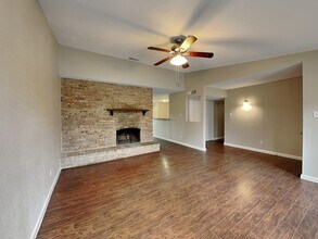 7512 Parkwood Ln in Fort Worth, TX - Building Photo - Building Photo