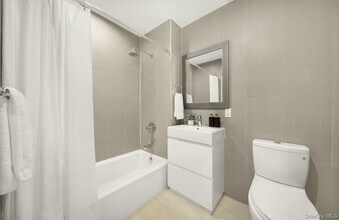 14-50 110th St in Queens, NY - Building Photo - Building Photo