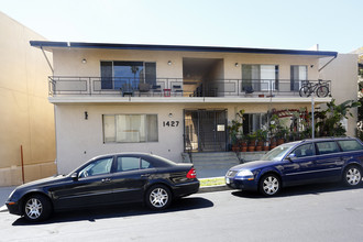 01427AM in Los Angeles, CA - Foto de edificio - Building Photo