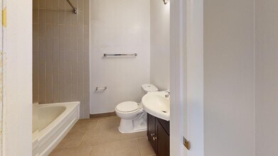 Arbor Village - 1073 Hollington in Ottawa, ON - Building Photo - Building Photo