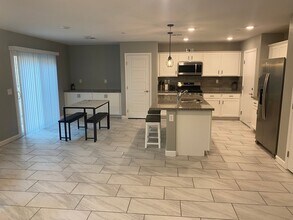 334 Silva Pl in Henderson, NV - Building Photo - Building Photo