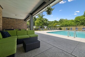 Rivergate Meadows in Goodlettsville, TN - Building Photo - Building Photo