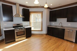 1225 W Norwood St, Unit M05B in Chicago, IL - Building Photo - Building Photo