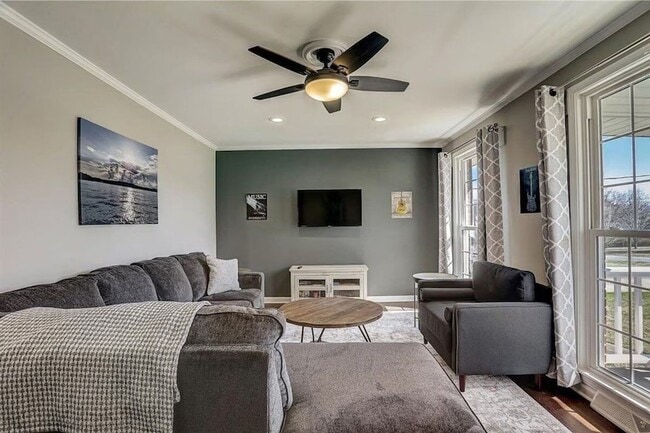 1511 Stewarts Ferry Pike in Nashville, TN - Foto de edificio - Building Photo