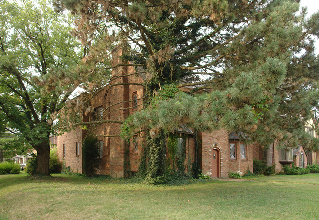 1705 King Ave in Columbus, OH - Foto de edificio - Building Photo